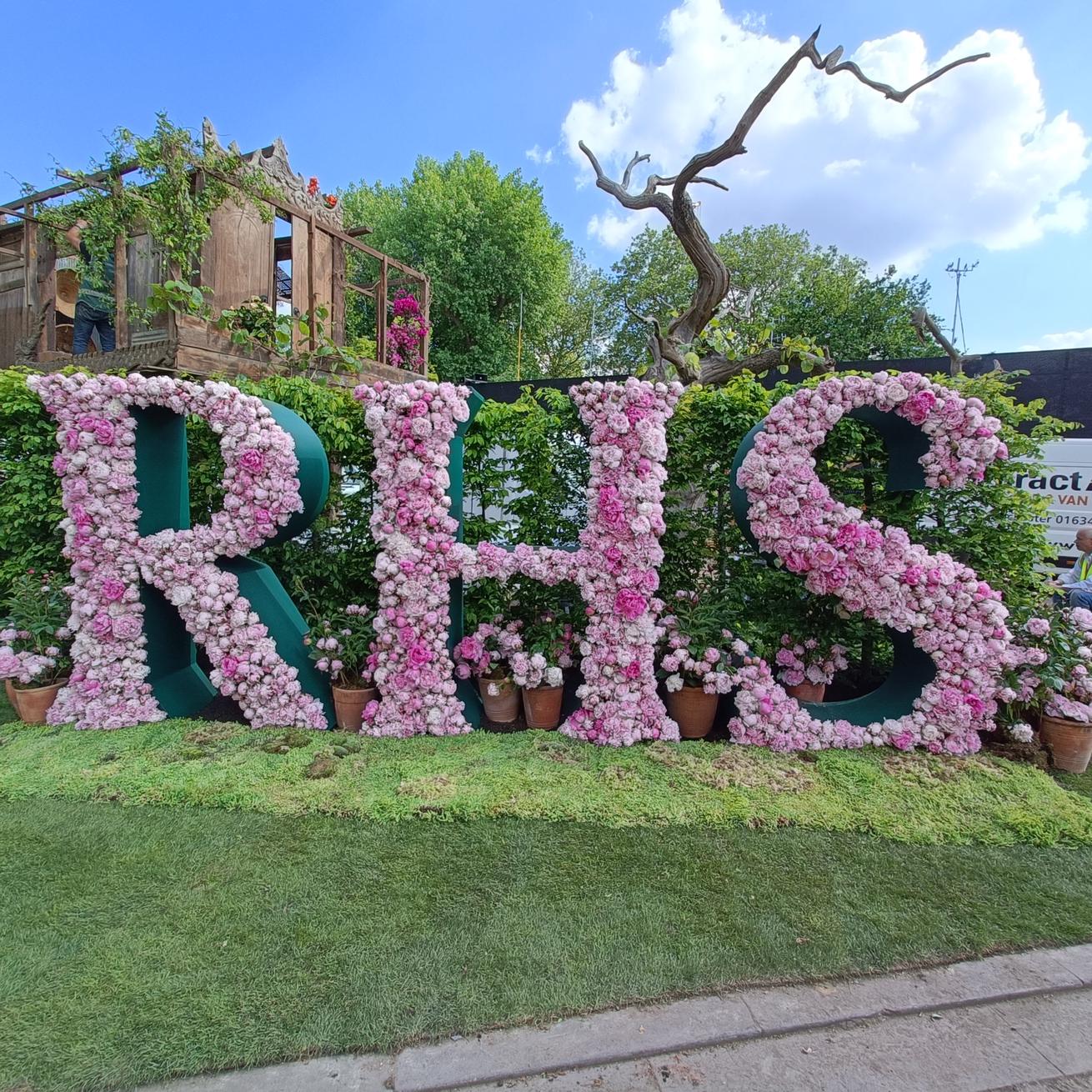 Planted RHS letter display