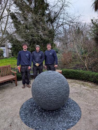 Jeremy Hastings 1m Large grey slate ball water feature, front view