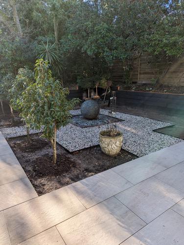 Jeremy Hastings 800mm rustic slate ball water feature landscaped courtyard garden, Poole.